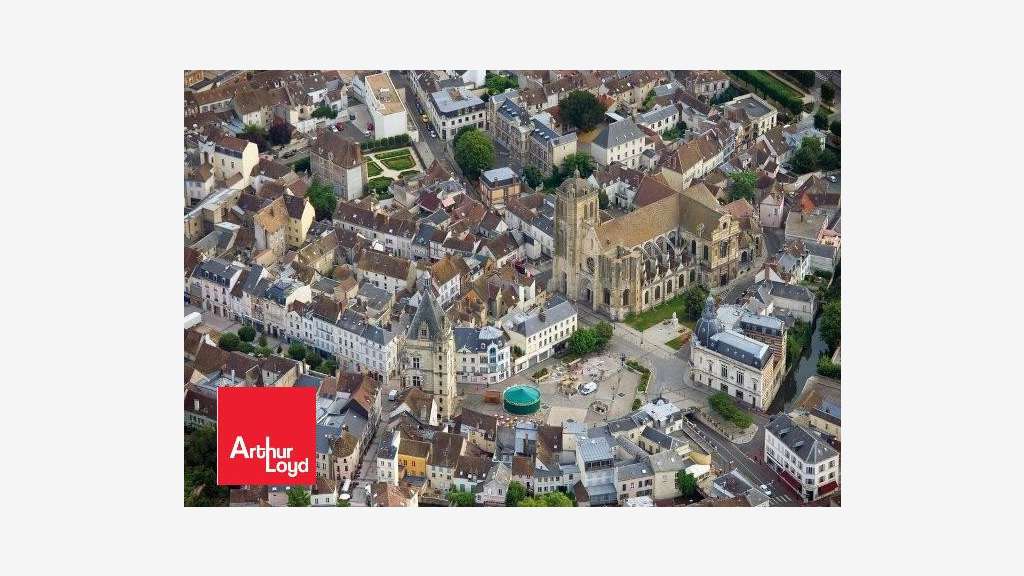 A vendre bâtiment commercial loué à Dreux