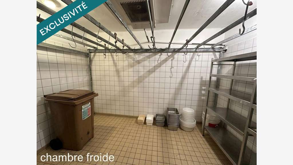 MURS COMMERCIAUX- 90 m²