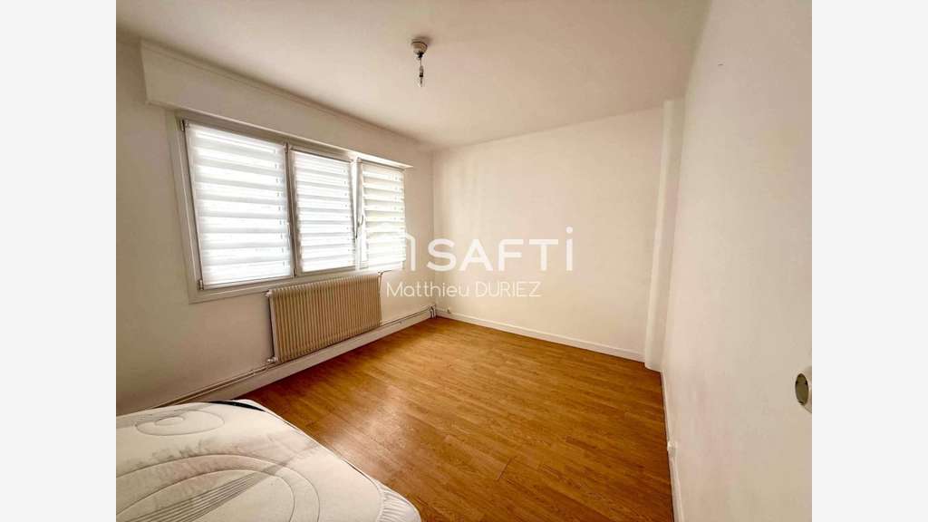 AV murs commerciaux + logement 550m² à Dunkerque