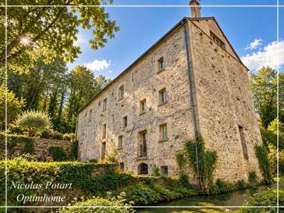 Ancien moulin du XIIIe à Duvy/Crépy-en-Valois