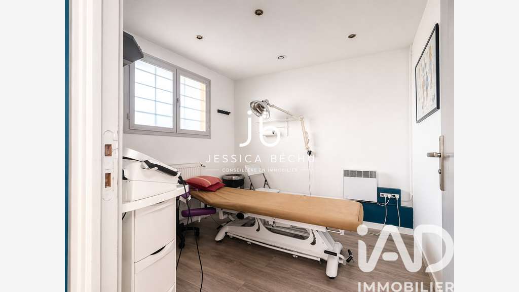 Vente local commercial médical 107m² à Eaubonne