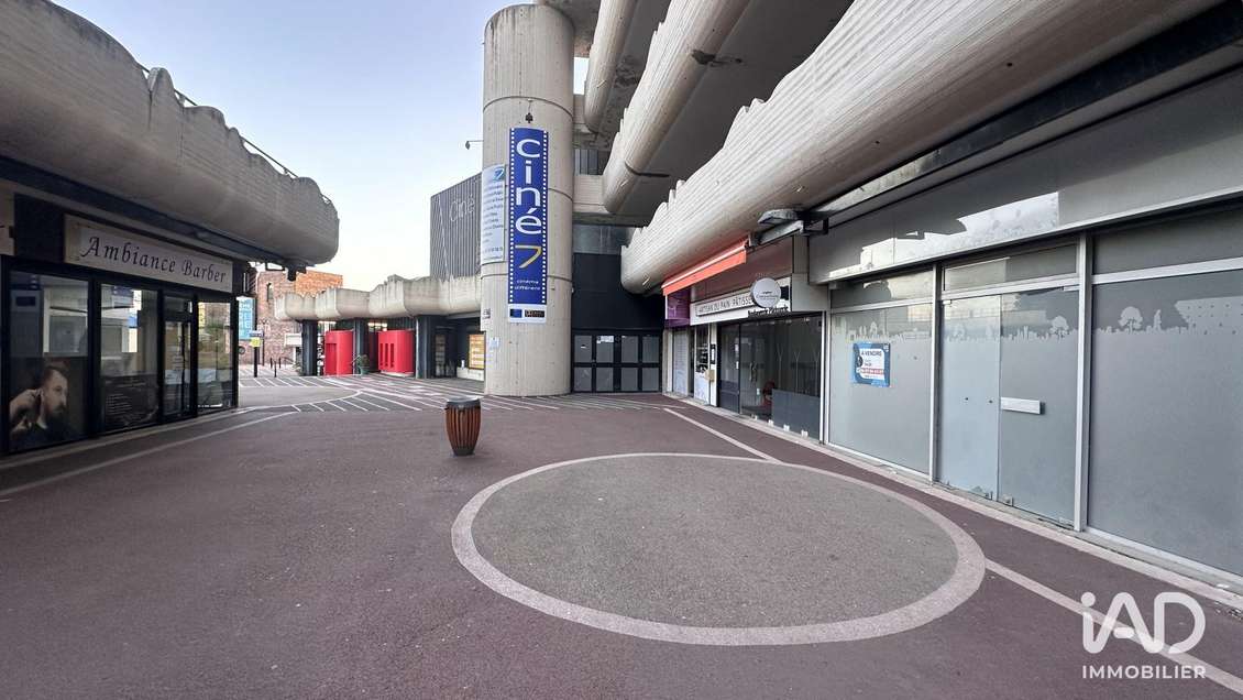 Vente murs commerciaux à Élancourt CC des 7 Mares