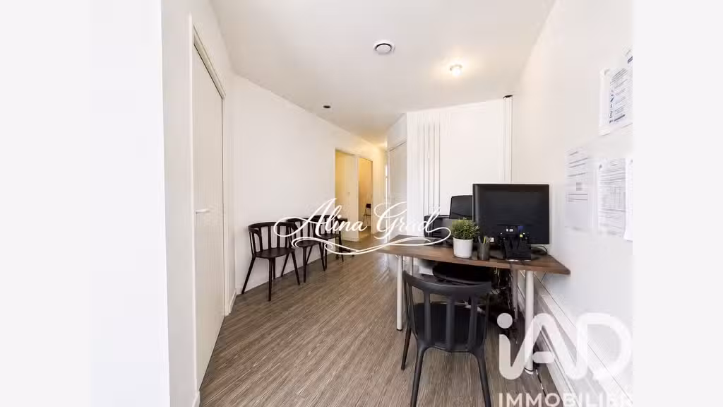 Vente murs commerciaux 68m² à Enghien-les-Bains