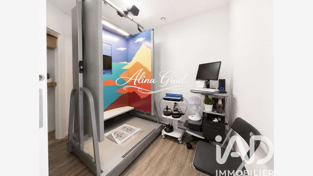Vente murs commerciaux 68m² à Enghien-les-Bains