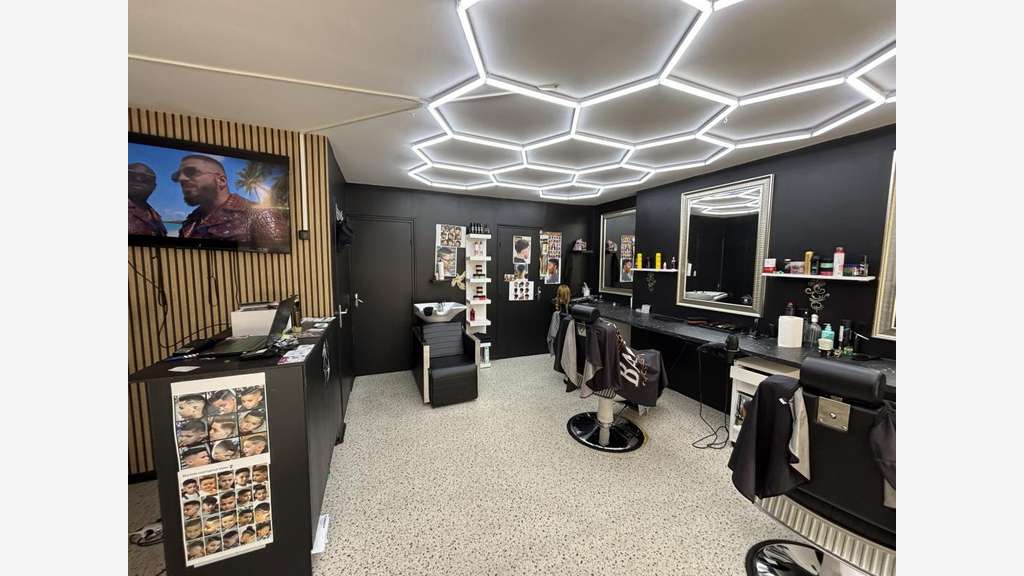 Bien Commercial À Vendre