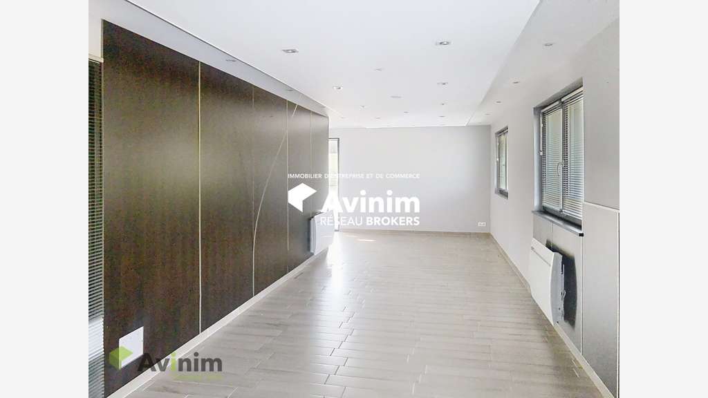 Vente ensemble commercial 1000m² à Épinal
