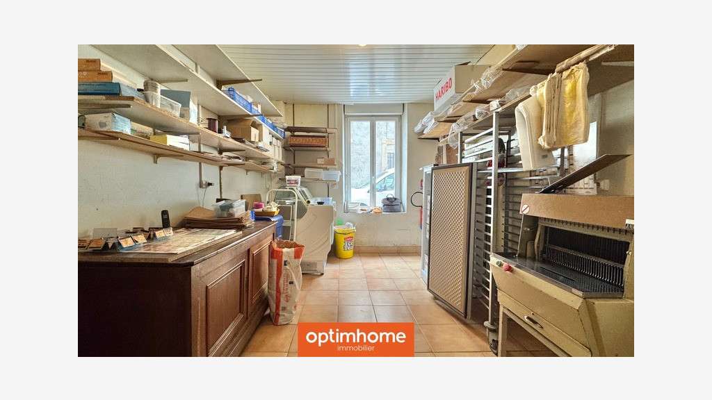 Vente local commercial libre 74m² à Épinal 