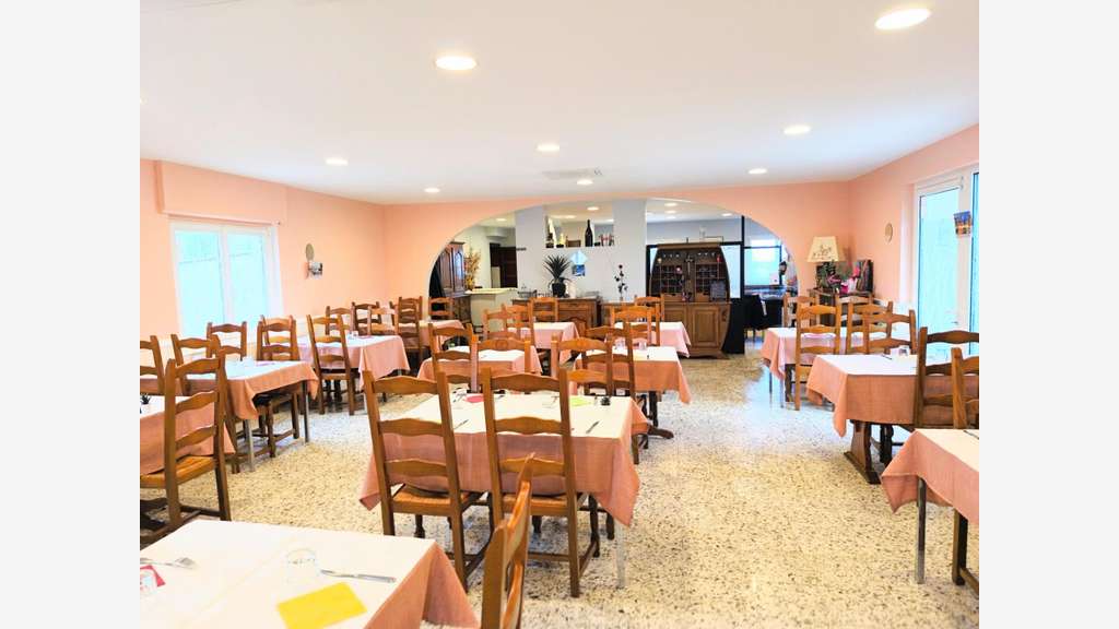 Murs commerciaux restaurant reconnu à Épinal