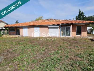 Local 400m² beaucoup de potentiel à Escalquens