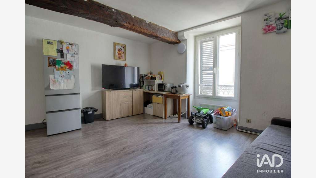Vente murs commerciaux à Étampes