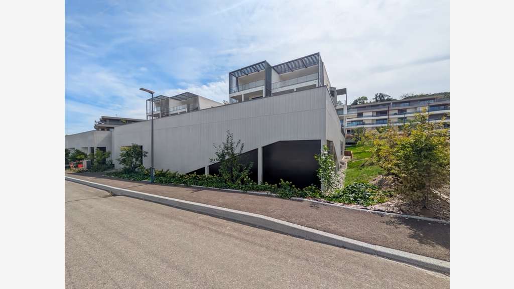 A vendre local commercial 271m² à Évian-les-Bains