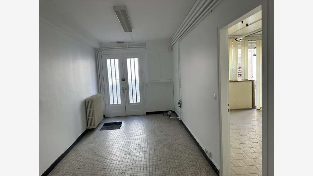A vendre Bâtiment Habitation-Commerce-Bureaux