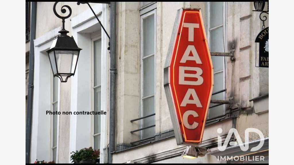 Local commercial à Évry