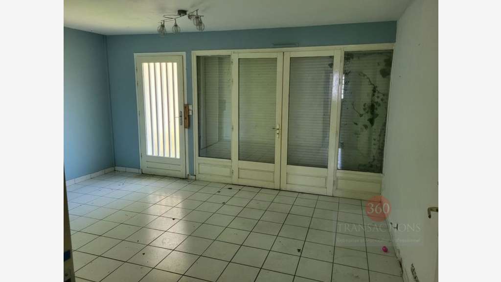 A vendre murs commerciaux de 151m² à Eysines