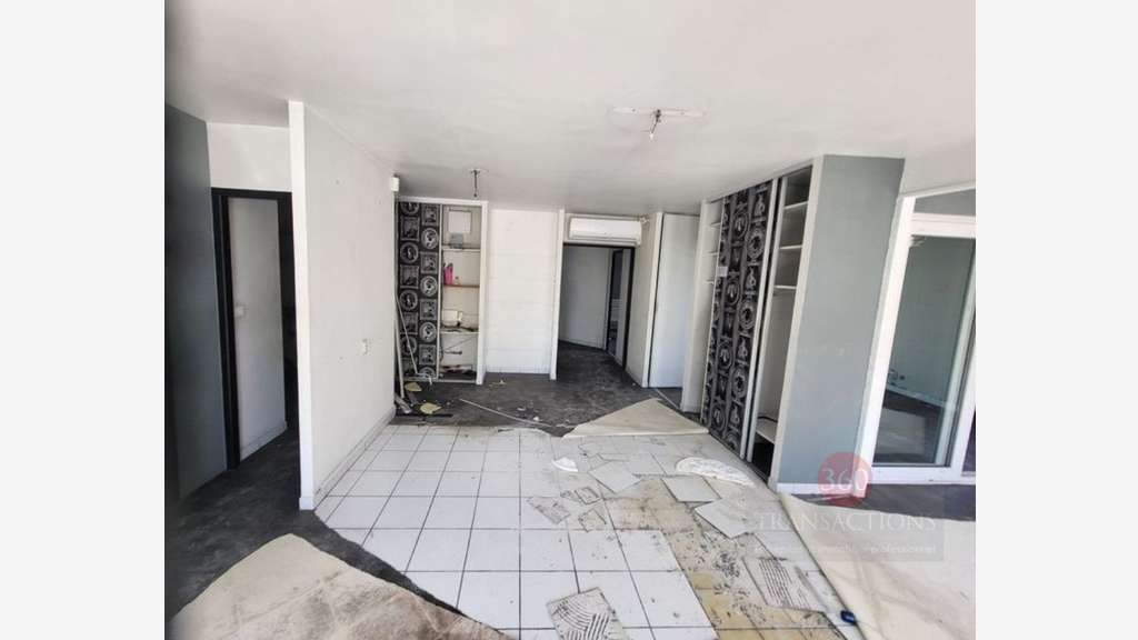 A vendre murs commerciaux de 151m² à Eysines