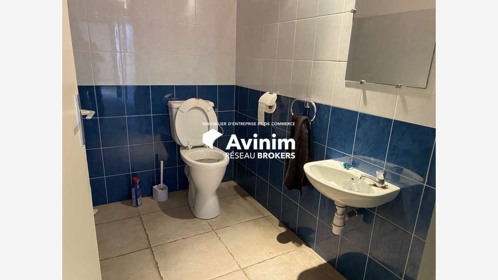Vente local commercial 324m² à Fayence