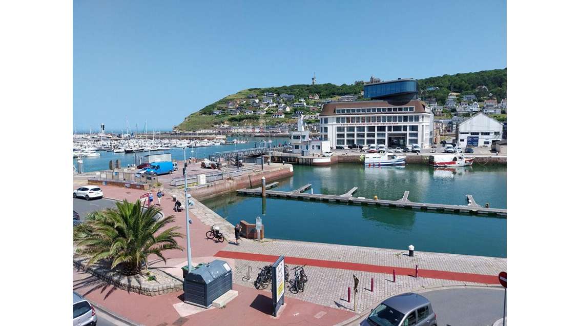 AV immeuble commercial Fécamp Place Nicolas Selle