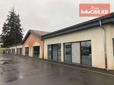 A vendre local commercial 147m² à Feurs