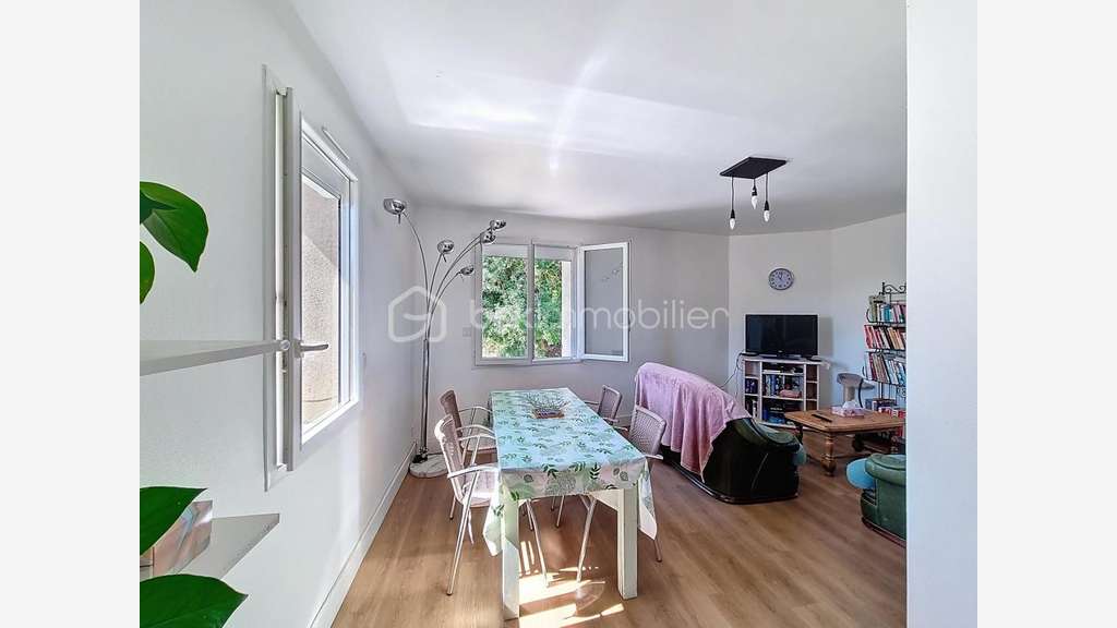 APPARTEMENT + LOCAL COMMERCIAL