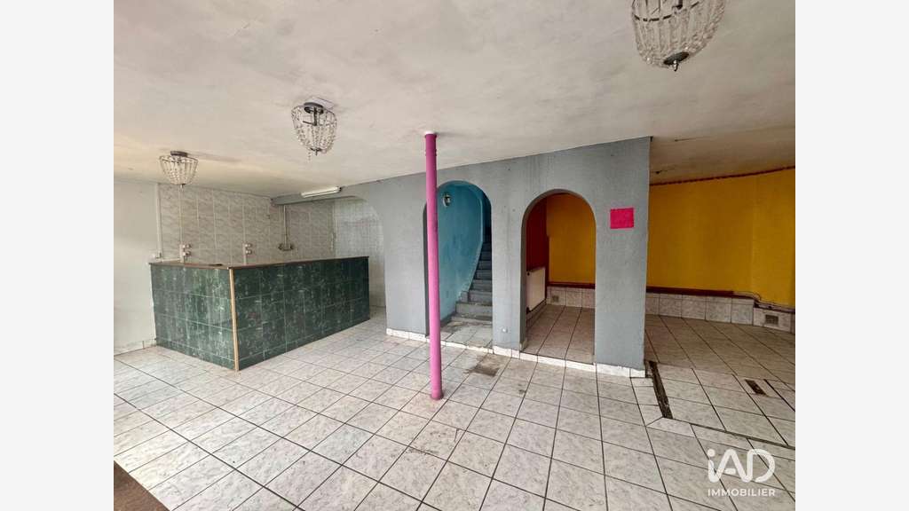 Vente murs commerciaux de 130m² à Fontainebleau