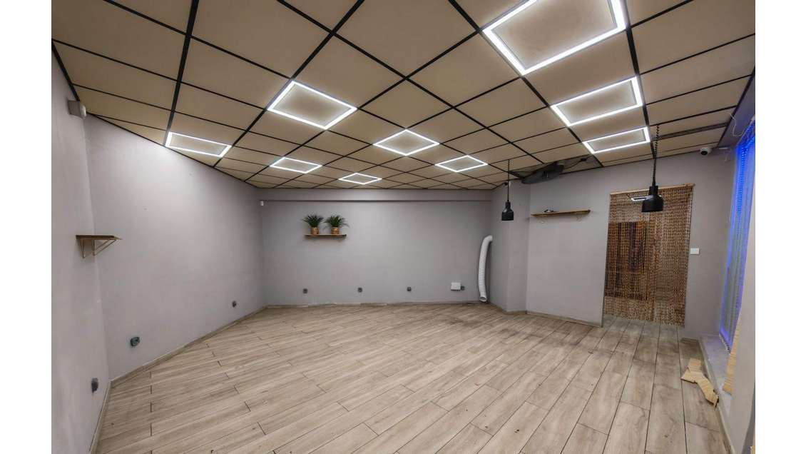 AV murs neufs 54m² à Fontenay-sous-Bois Parapluies