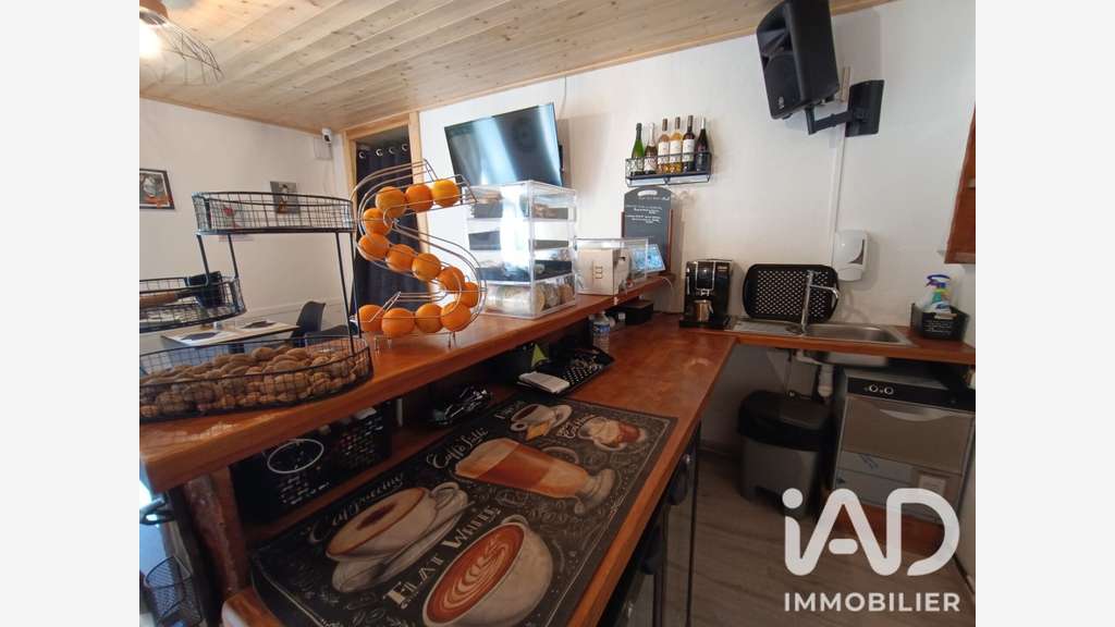 Vente murs commerciaux de 200m² à Fontpédrouse