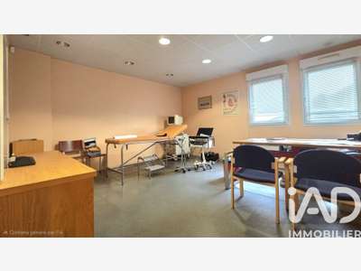 Vente centre médical à Fosses
