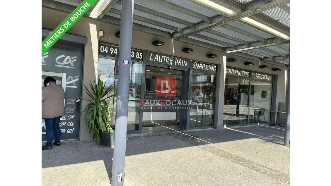 FRÉJUS - LOCAL COMMERCIAL à vendre