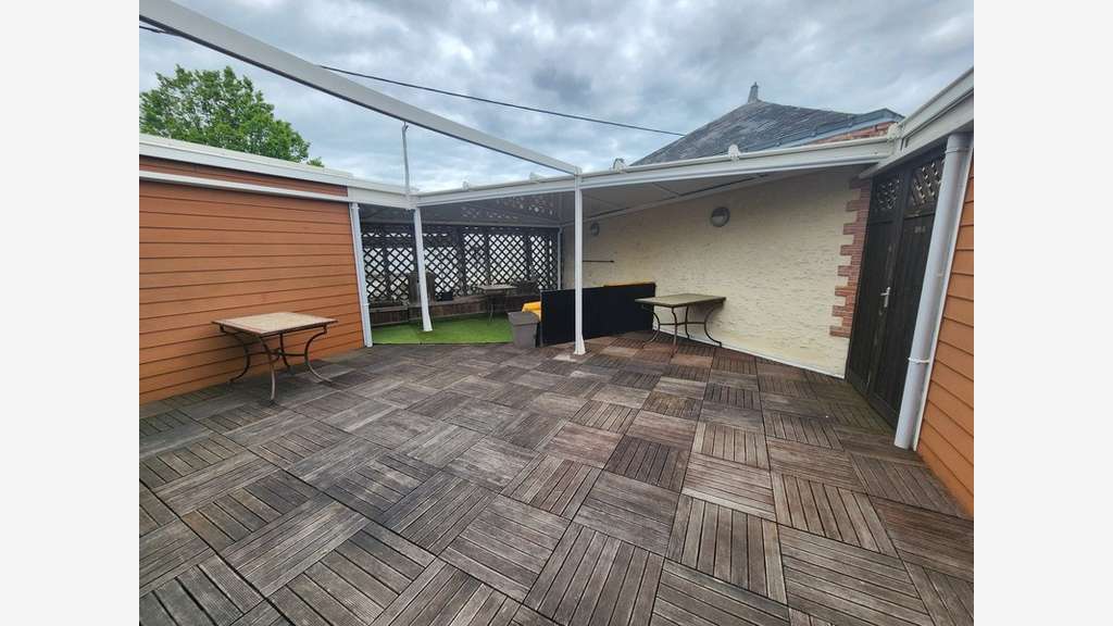 Cède murs commerciaux libres 400m² Fresnay-en-Retz