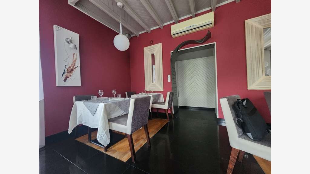 Cède murs commerciaux libres 400m² Fresnay-en-Retz