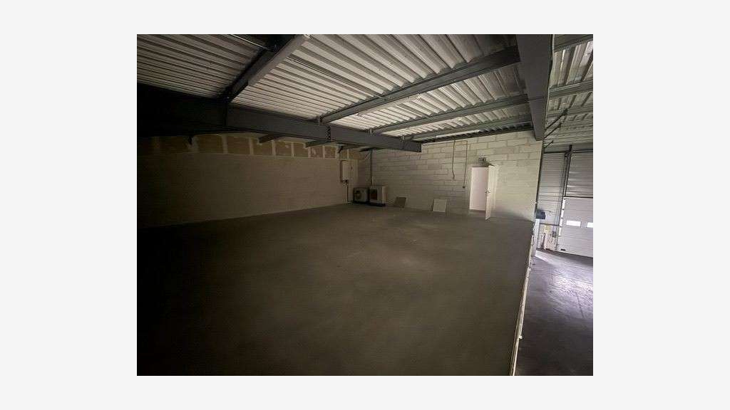 À vendre local commercial 135m² centre-ville Gap