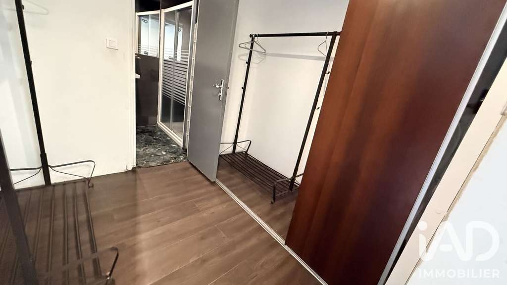 Vente local événementiel 116m² à Garancières