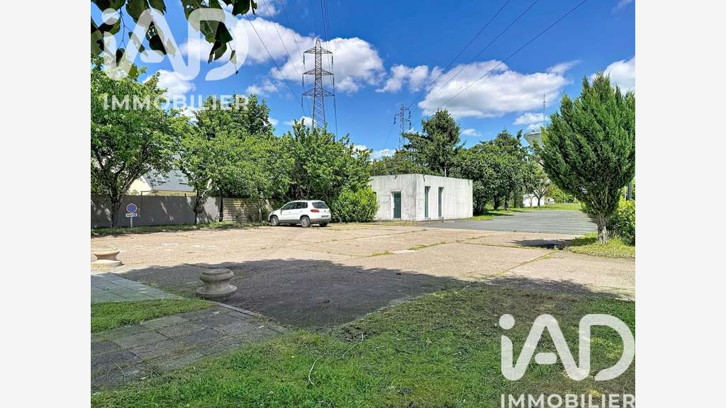 Vente murs commerciaux + logement à Gien