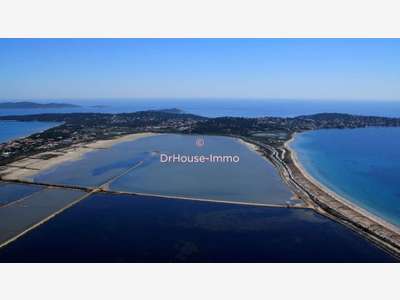 Vente murs commerciaux 1047m² à Giens presqu'île
