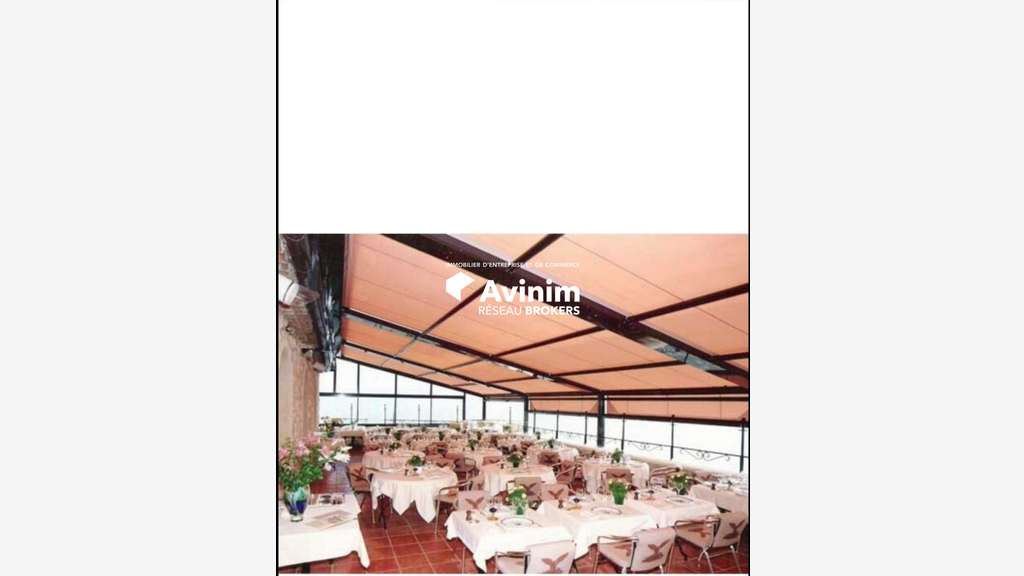 A vendre local restaurant de 800m² à Gourdon