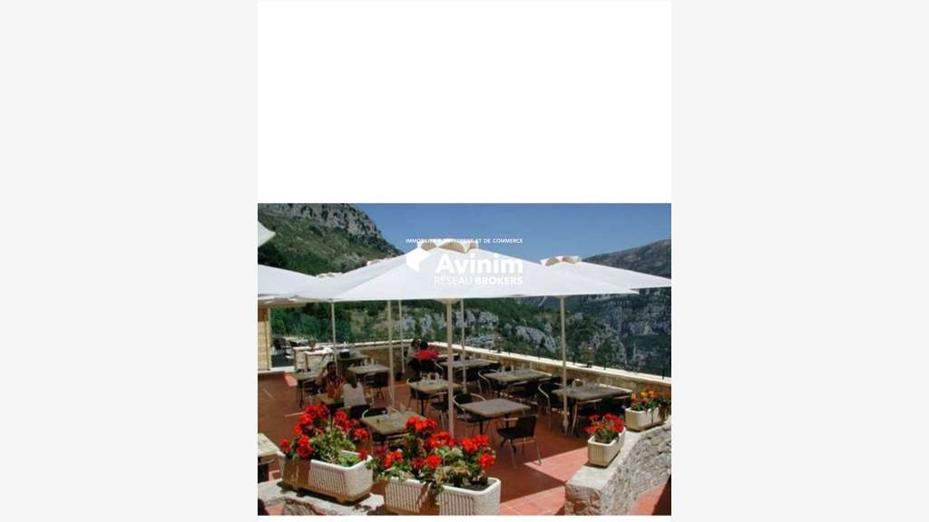 A vendre local restaurant de 800m² à Gourdon