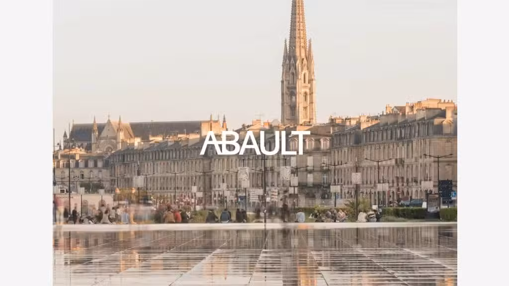 Immeuble d'angle à vendre à Gradignan 