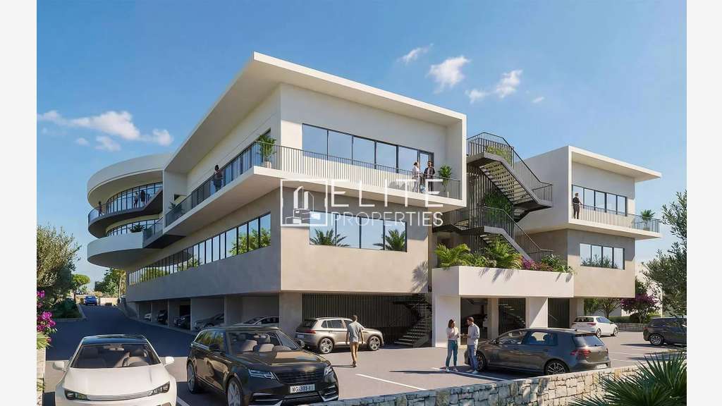 Vente bureaux & commerce de 98m² à Grasse