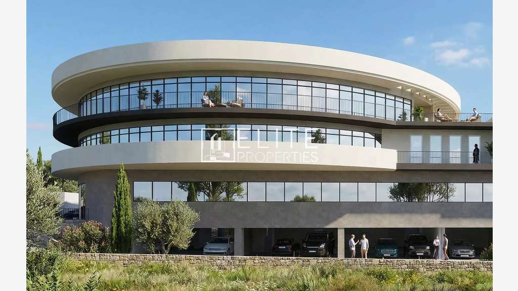 Vente locaux 1149m² commerce à Grasse