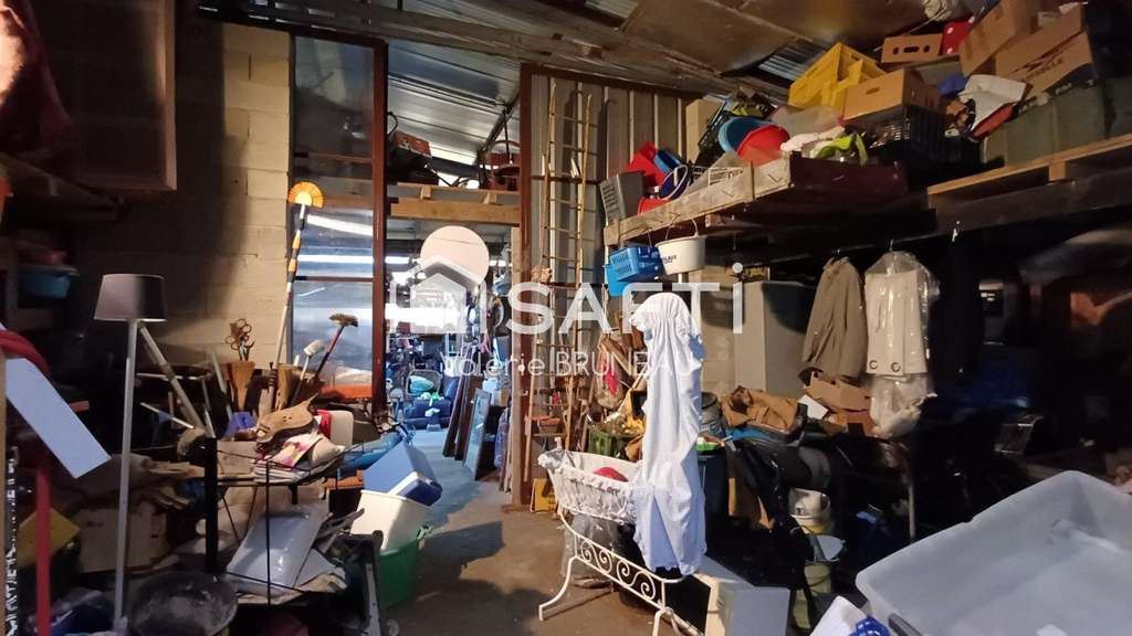 Local d’activité 1500m² à vendre à Graulhet