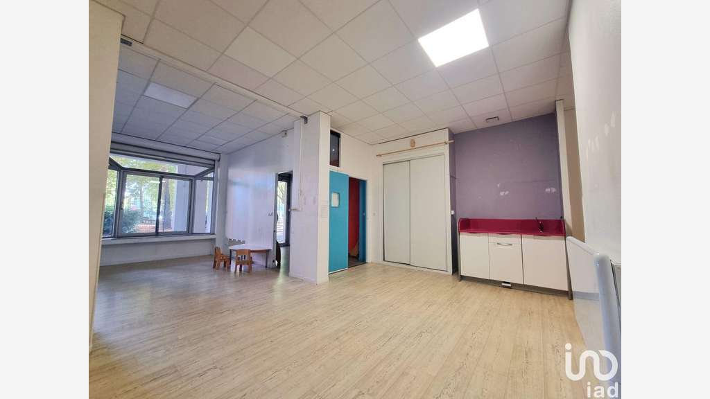 Vente murs idéal micro crèche à Grenoble Hoche