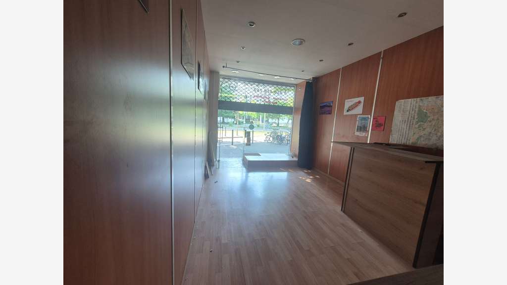 GRENOBLE - MURS COMMERCIAUX - VENDUS LIBRES