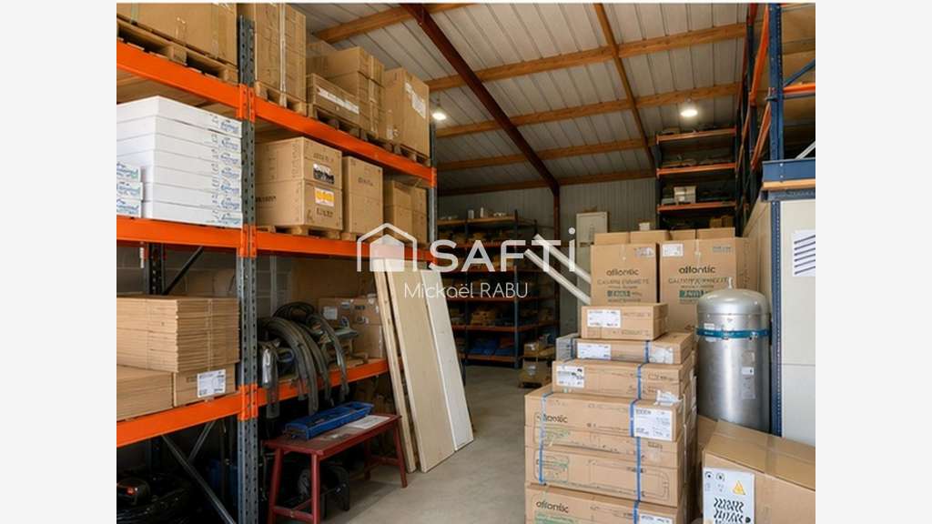 À VENDRE – LOCAL ARTISANAL AVEC BUREAUX À GUÉ