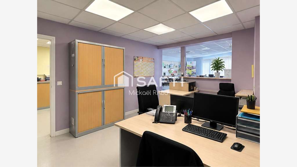 À VENDRE – LOCAL ARTISANAL AVEC BUREAUX À GUÉ