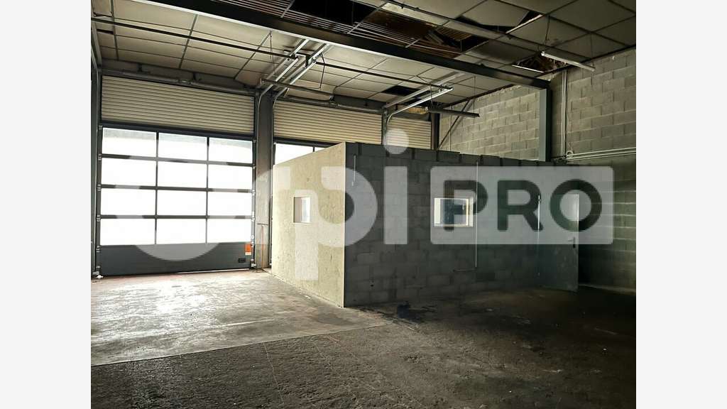 Vente murs commerciaux 284m² au centre de Guéret