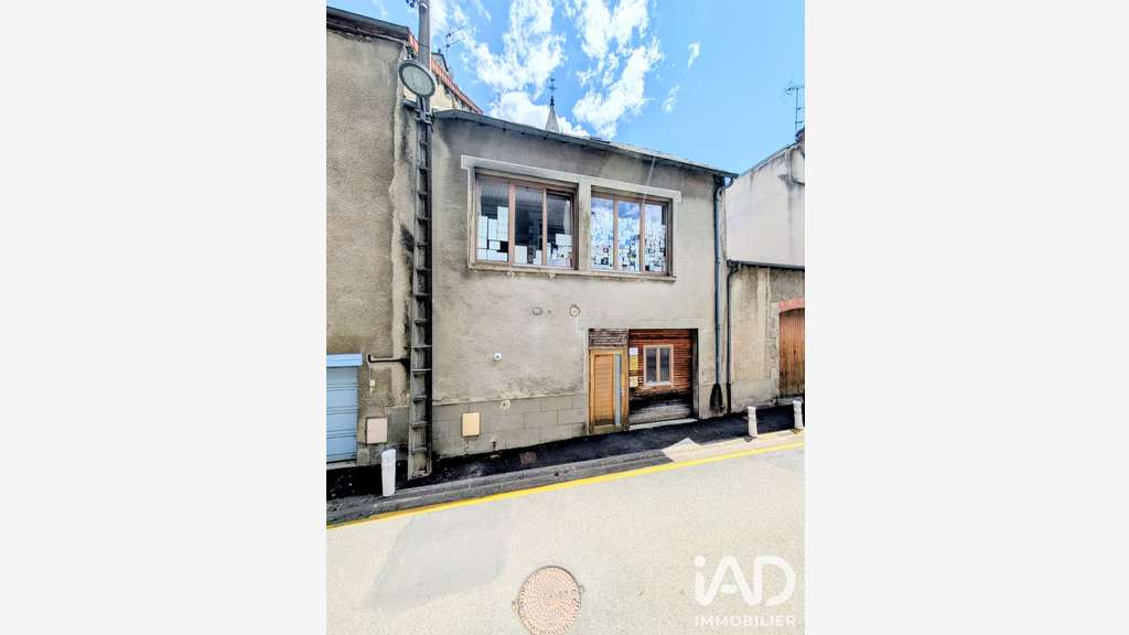 Vente immeuble commercial de 164m² à Guéret