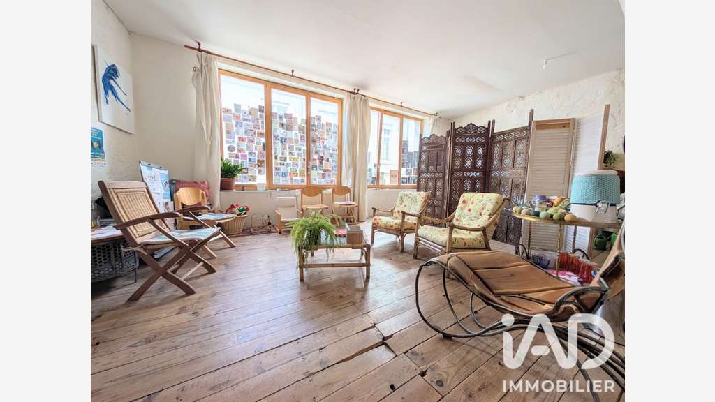 Vente immeuble commercial de 164m² à Guéret