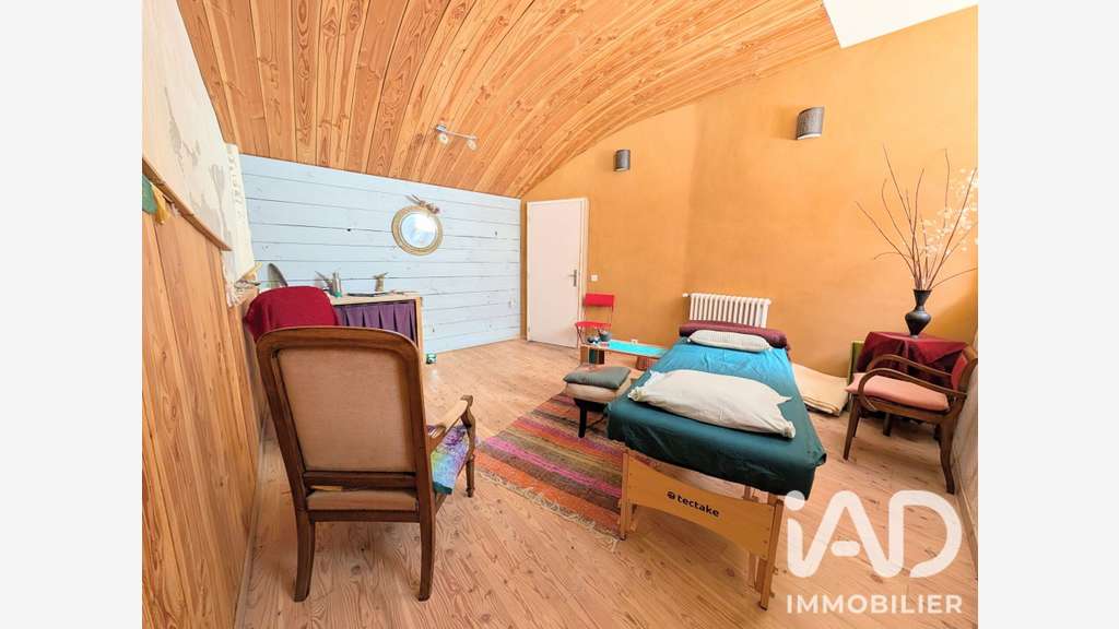 Vente immeuble commercial de 164m² à Guéret