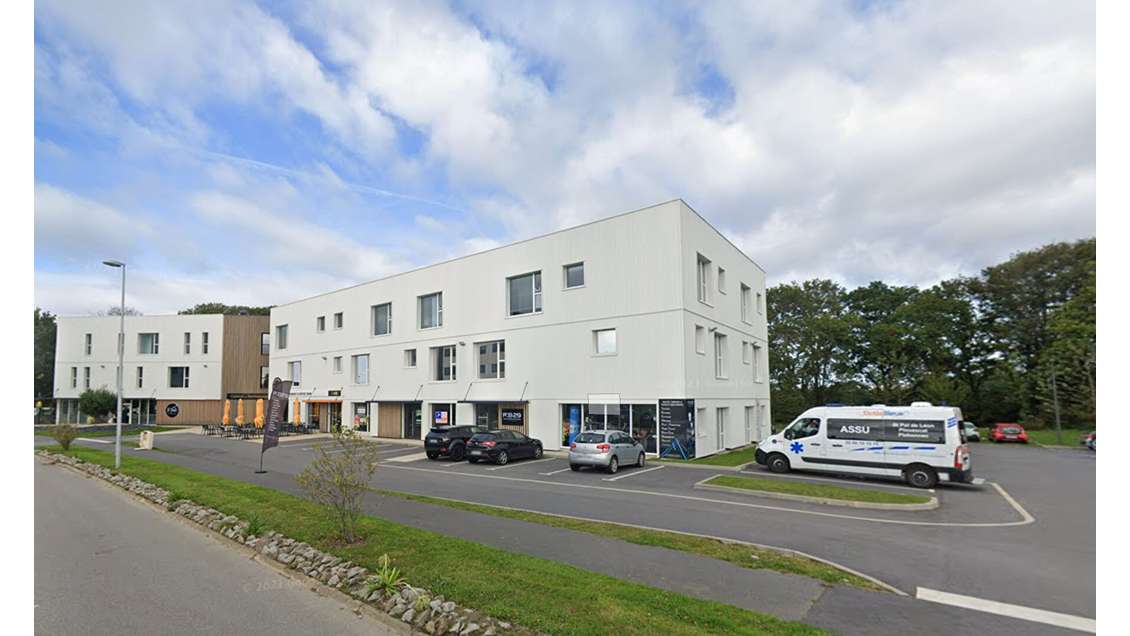 Vente local commercial en 2 lots 200m² à Guipavas 