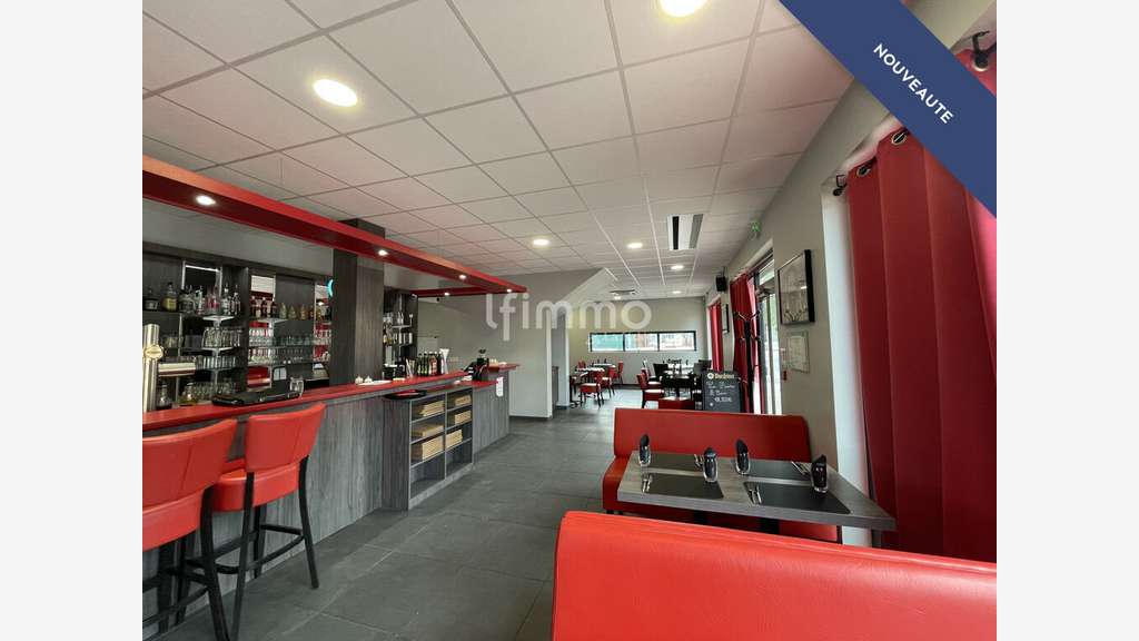 Fond de restaurant en zone d'activité